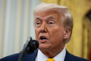 Trumpova podpora v USA je rekordní. Kde má slabá místa a jak si stojí Musk či Vance?